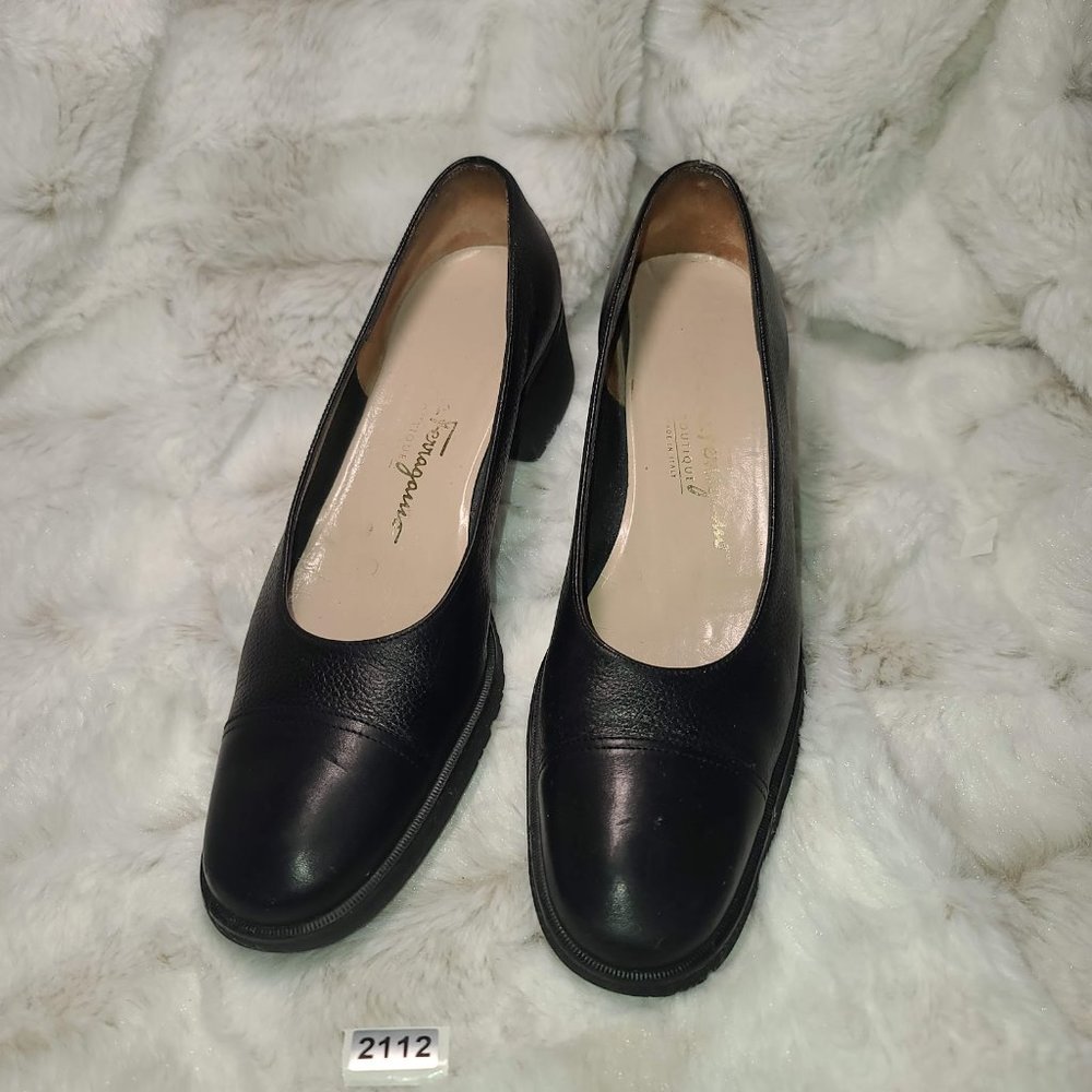 Salvatore Ferragamo Boutique Black Leather Shoes Thick rubber sole sz 7